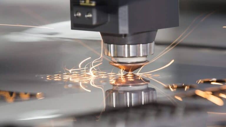 fiber laser cutting machine