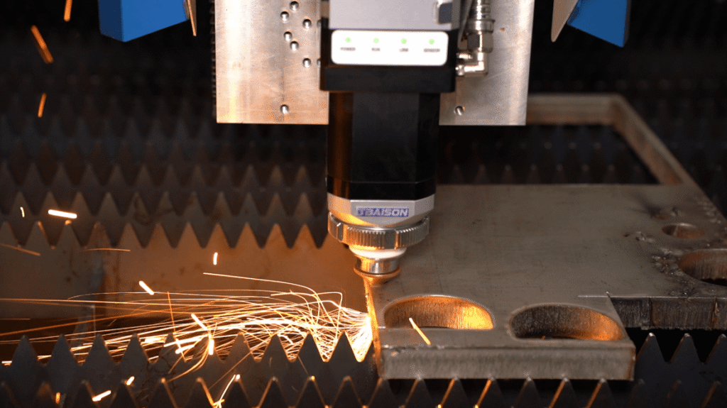 Baison-Laserkopf für hochpräzises Schneiden von Metallplatten