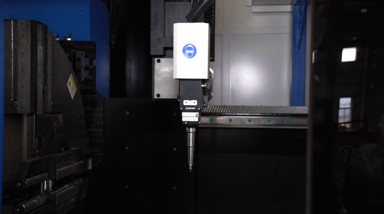 Heavy-duty laser cutter chuck and servo motor
