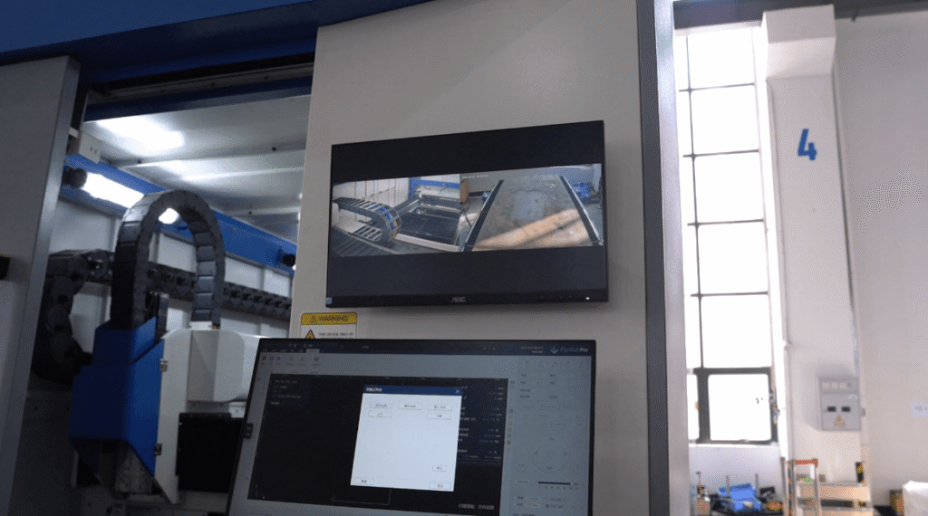 High-pressure auxiliary air compressor paired with laser cutting power