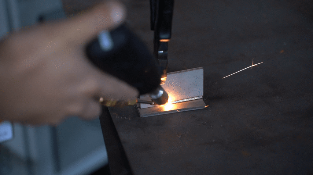 Laser welding fillet weld