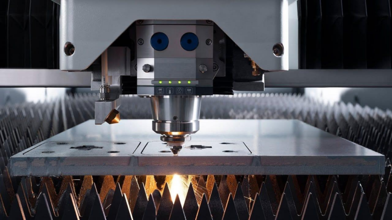 Metall-Laserschneiden für Möbelteile