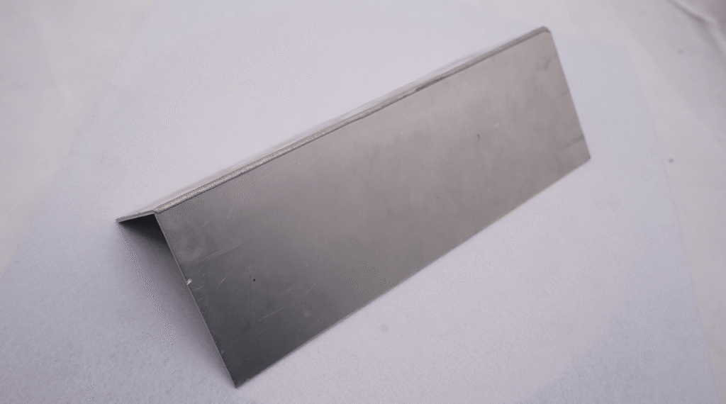 Laser welded corner joint on bent stainless steel
