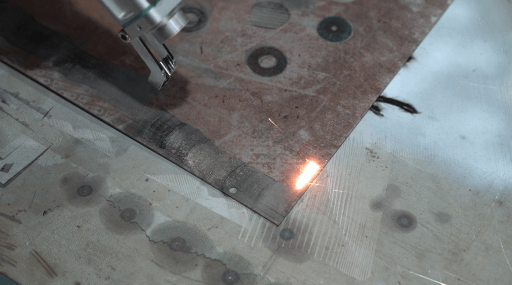 Handlaser zur Metallrostreinigung