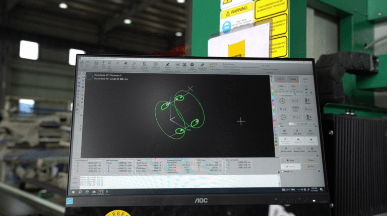 Interface logicielle de découpe laser Baison