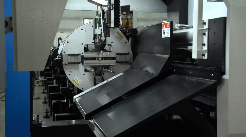 Laser tube cutting machine chuck unit