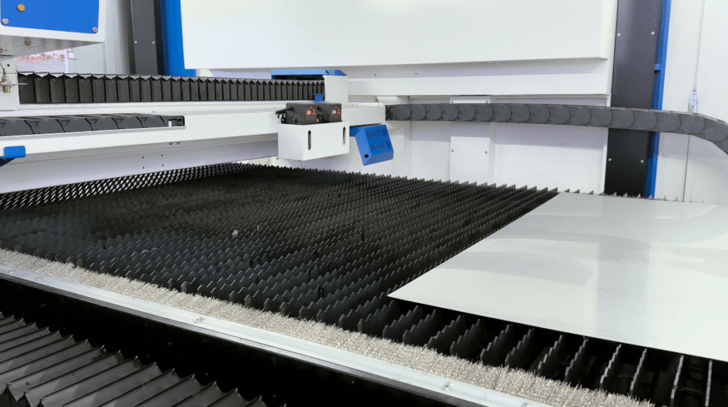 Baison fiber laser cutting machine heavy-duty working bed