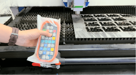 Laser cutting machine remote control