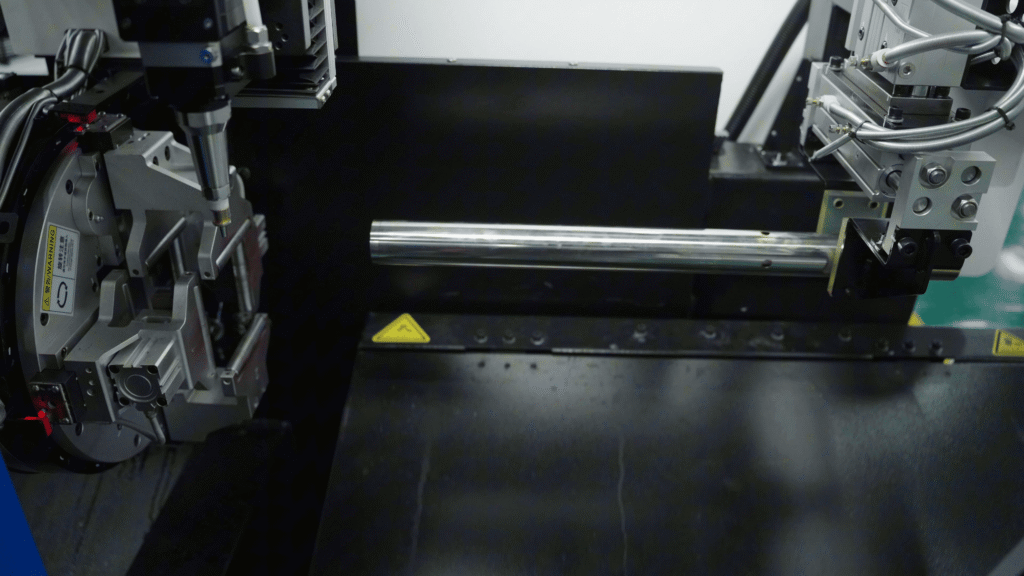 Fiber laser high-speed tube cutting