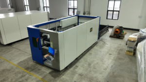 Baison enclosed fiber laser cutting machine in factory