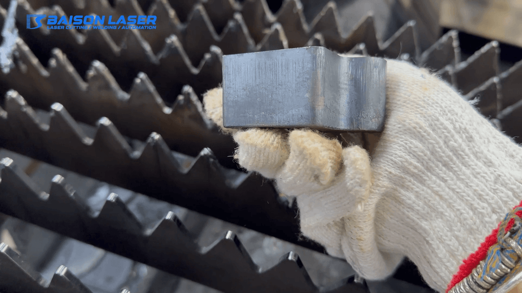 Dross-free perpendicular edge on thick steel plate cut by Baison fiber laser