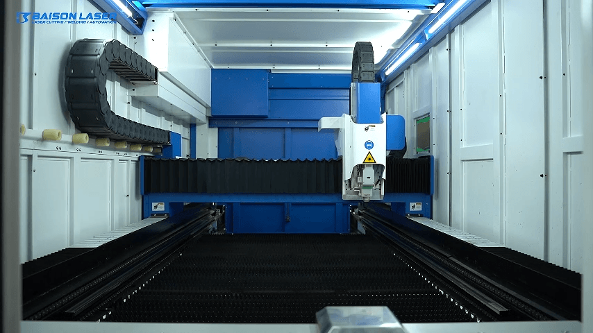 Internal view of Baison ST3A showing aviation aluminum gantry and smart anti-collision cutting head.